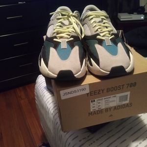 Yeezy 700 waverunners